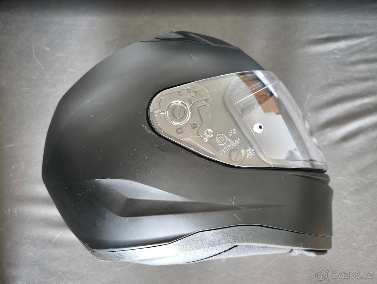 HJC Helma na motorku