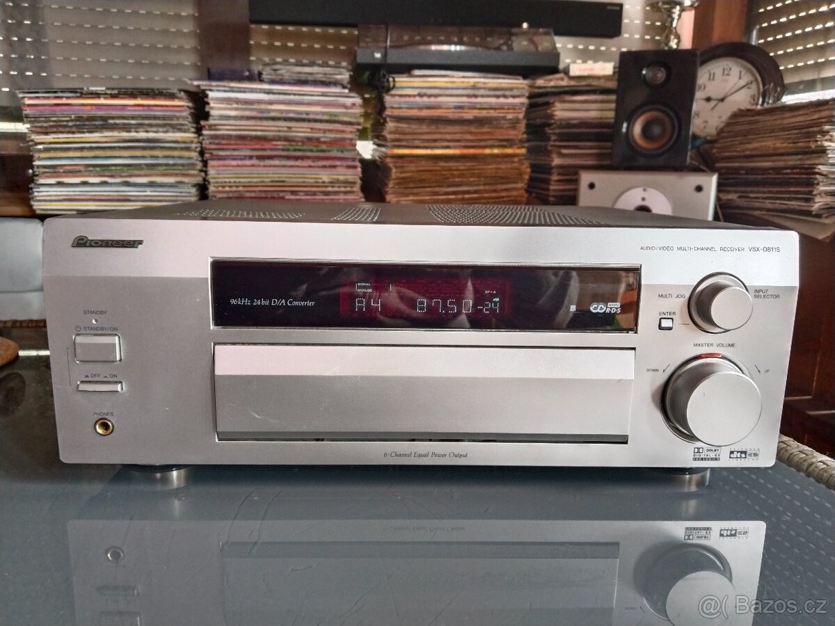 Pioneer VSX-D811S Vícekanálový audio-video přijímač (2002-03