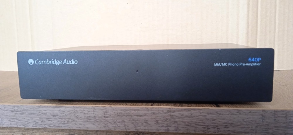 Cambridge audio 640P phono preamp