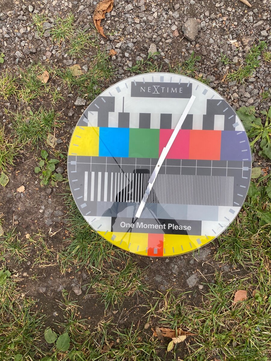 Hodiny skleněné