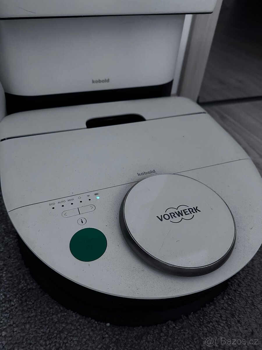 Roboticky vysavač Kobold VR7 nový se základnou
