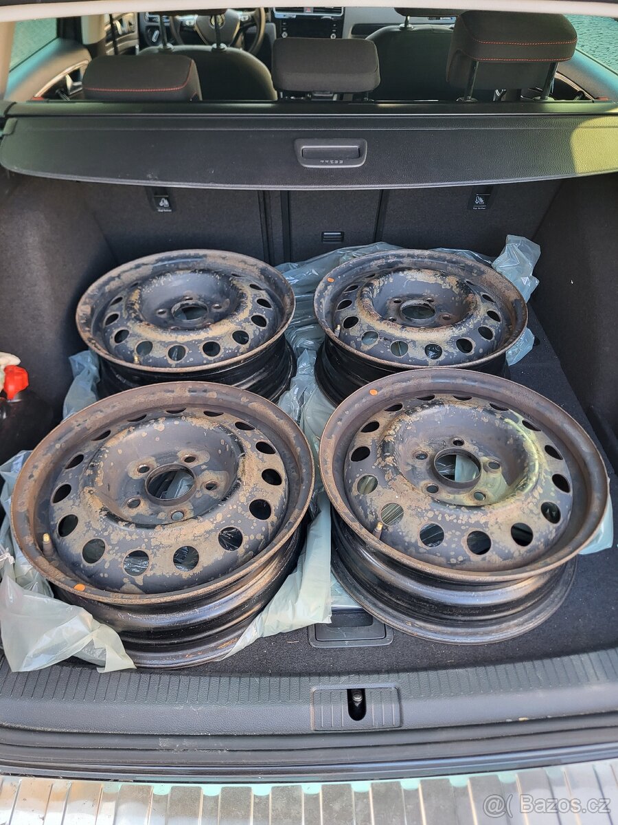 Ocelové disky Kia 5x114,3 51/2JX15CH ET47