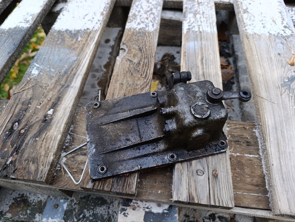 ŠKODA - Kryt prevodovky