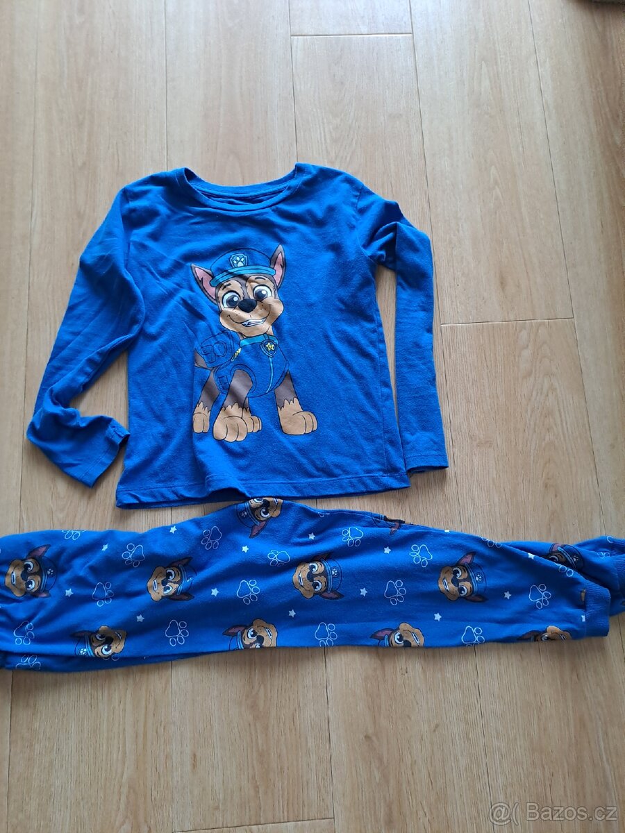 Dětské pyžamo vel. 134/140