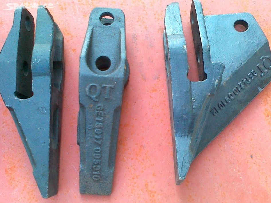 rovné a boční zuby pro minibagry rozteč 55mm břit 16mm