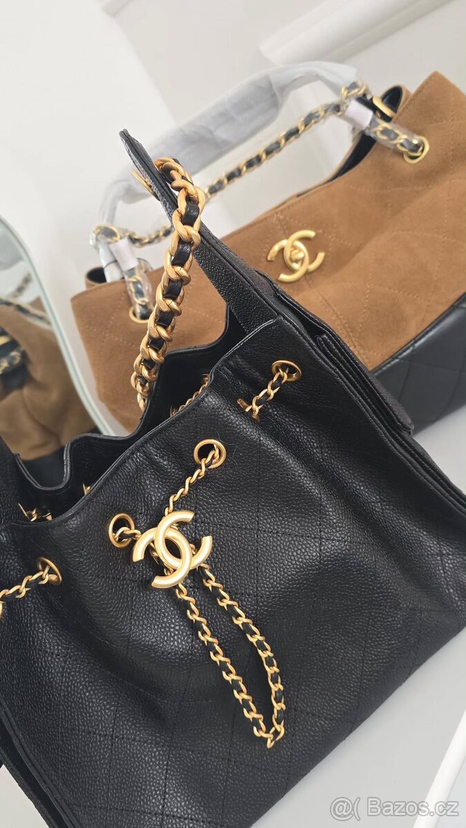 Chanel 25 a shopping bag ihned skladem