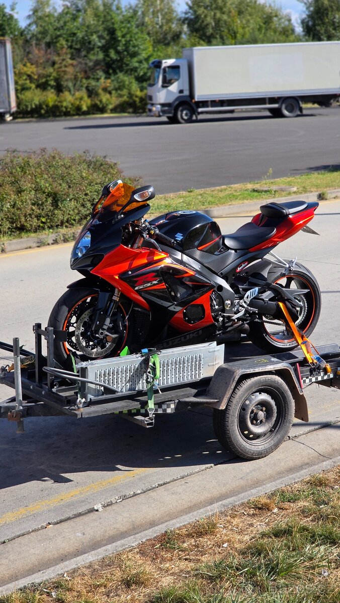 Kúpim GSXR 1000 K5-L7.