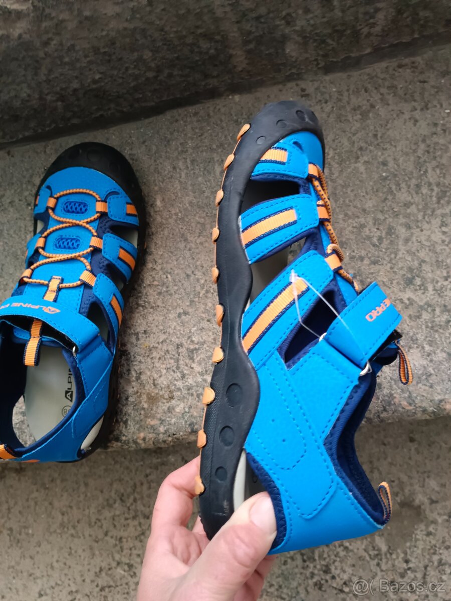 Sandále Alpine Pro vel.38