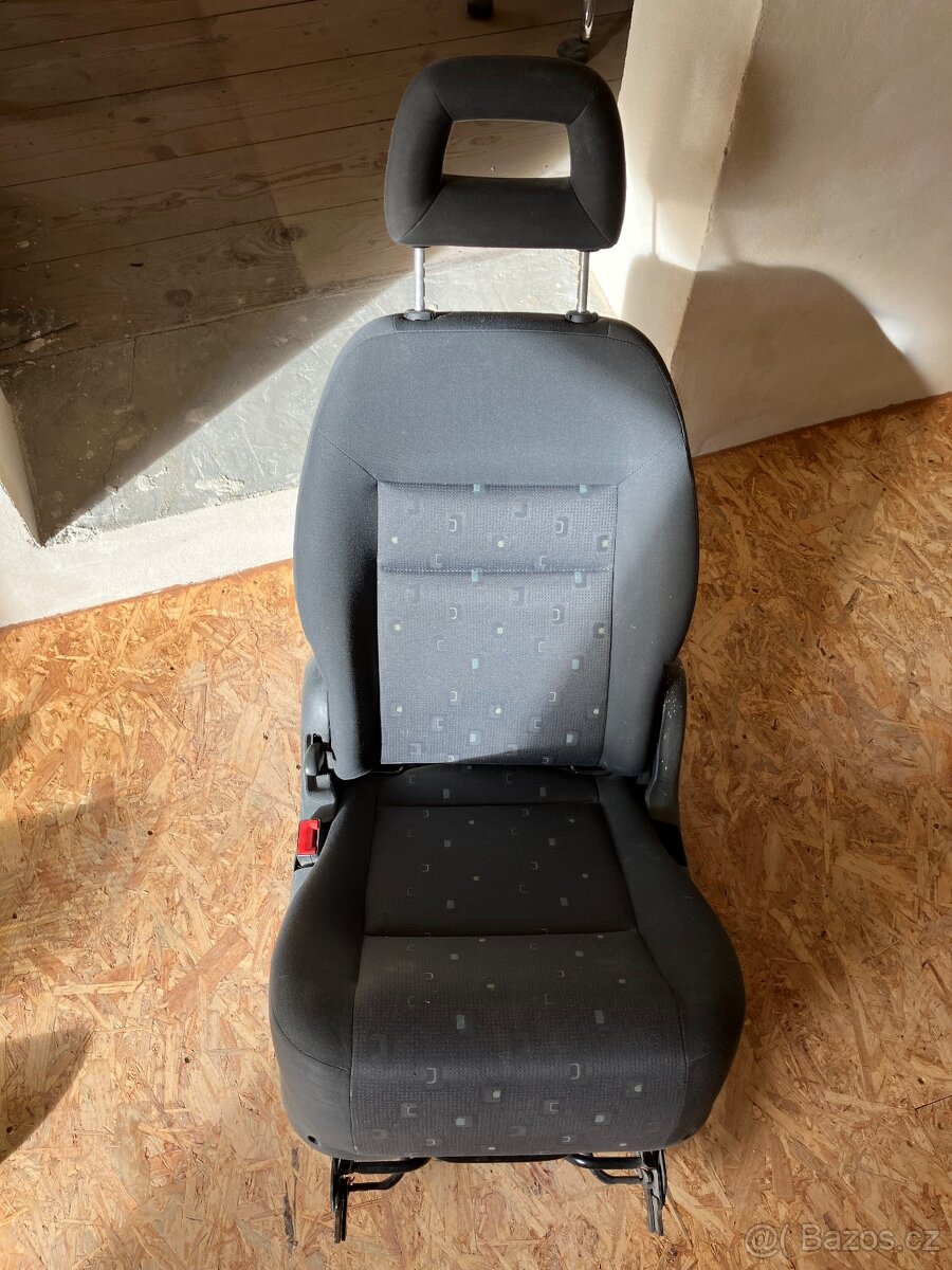 Sedadlo-Seat-Ford-VW