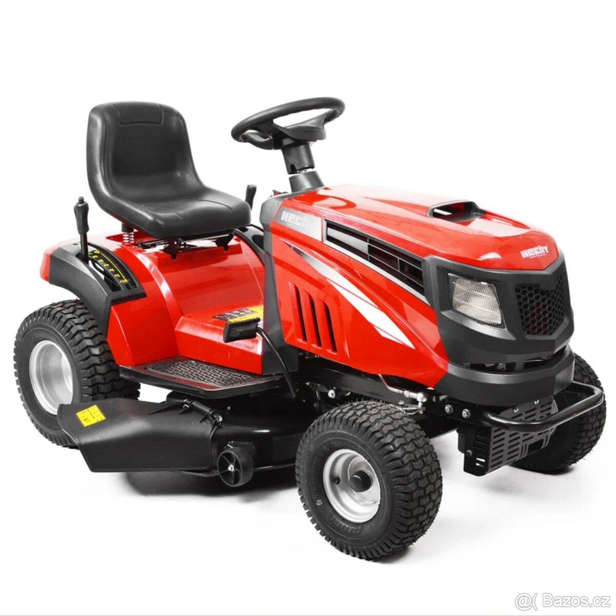 Zadhradní sekací traktor HECHT 5114