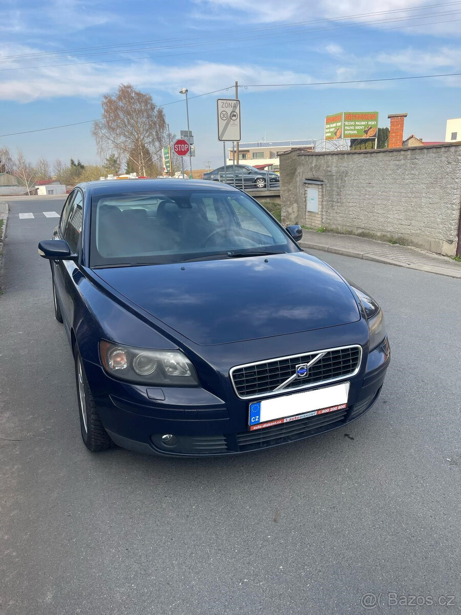 VOLVO S40 2.0D 98KW 1 majitel