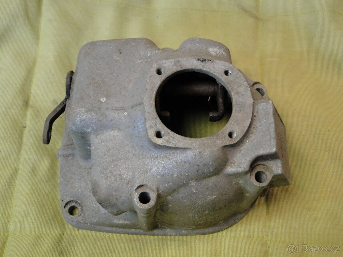 WARTBURG 311-312-353 první řada, víko převodovky.
