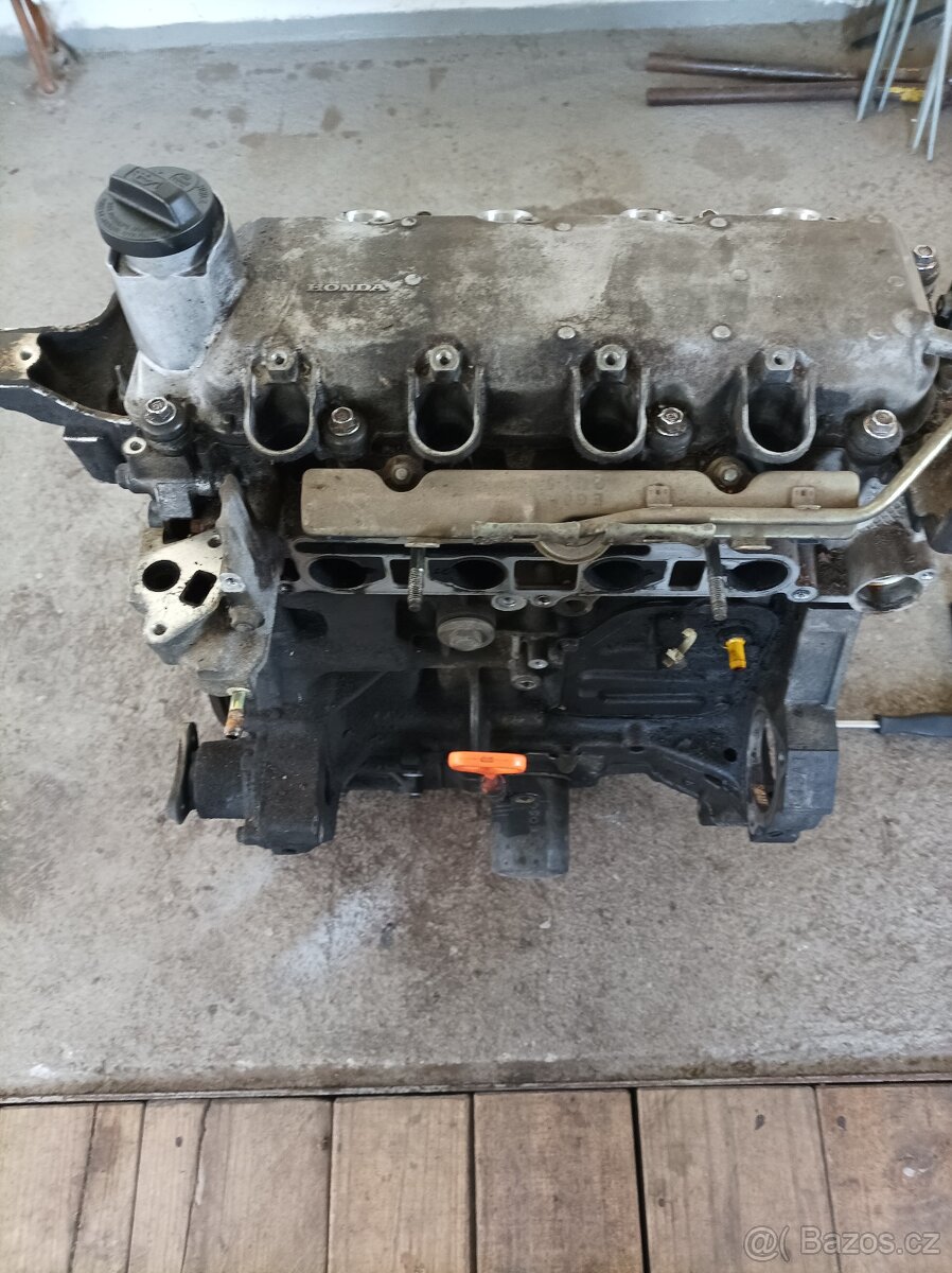 Díly motor honda