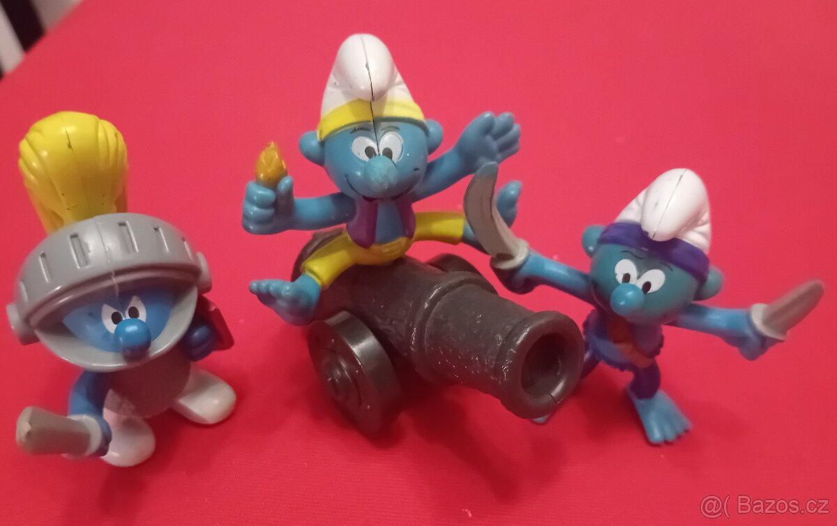 3x postavička ŠMOULA stáří cca 20 let