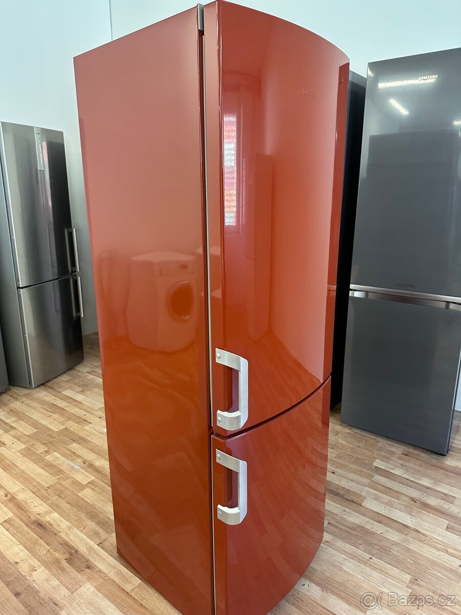 Lednice s mrazákem Gorenje (137)