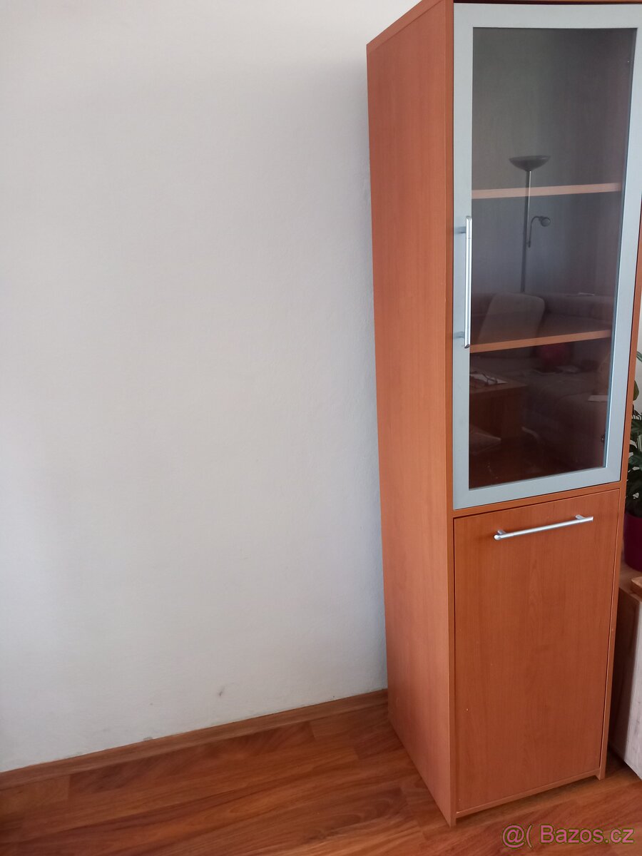 Tv stolek,skříň