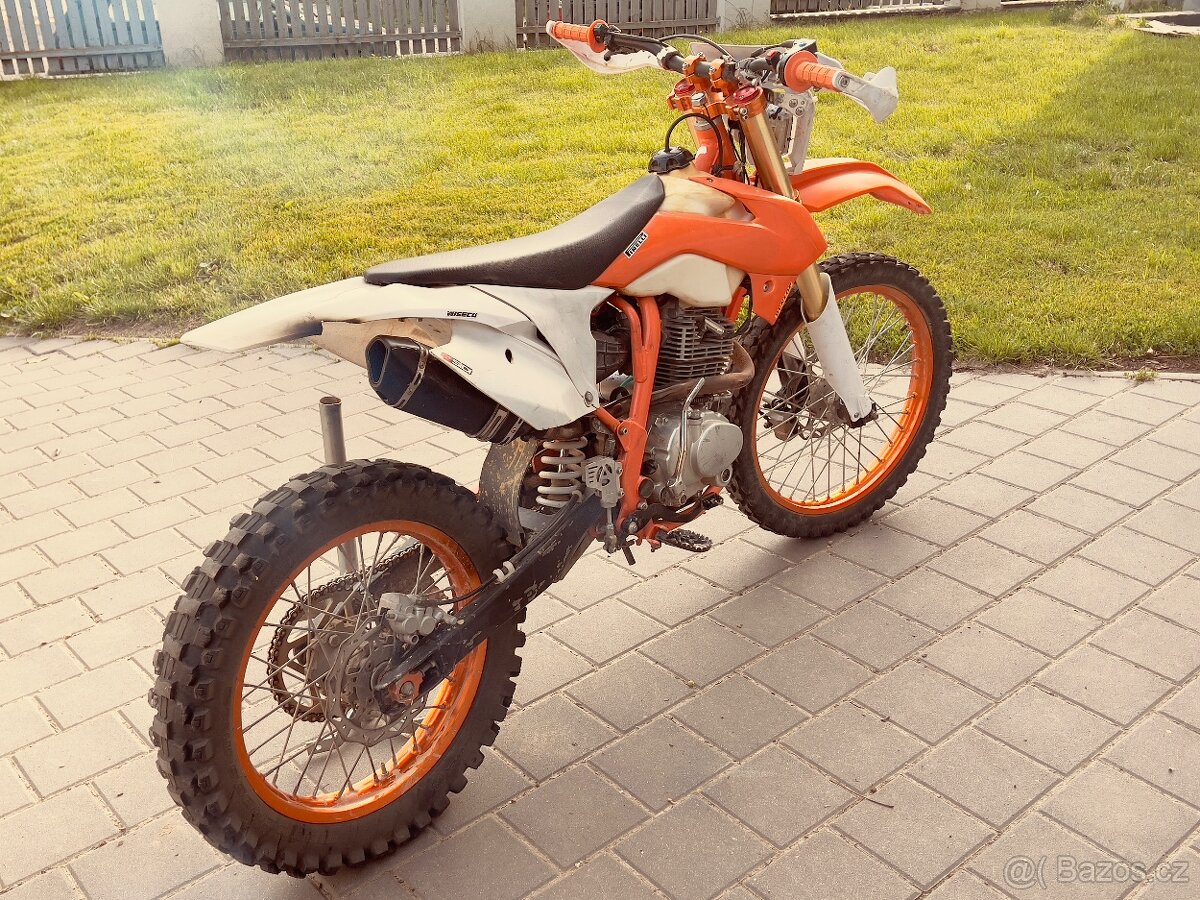 CROSS Up beat 250