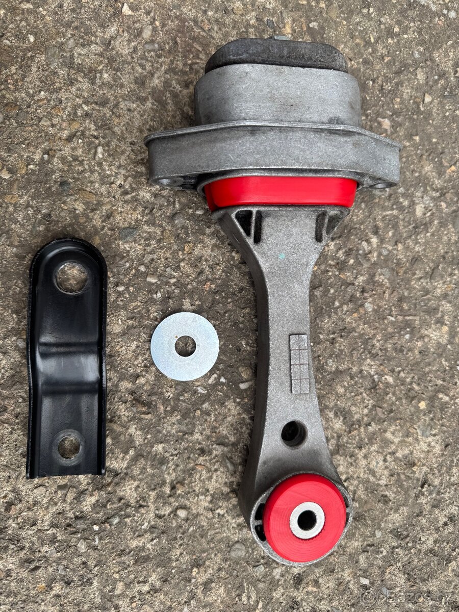 Zavěšení motoru golf 4