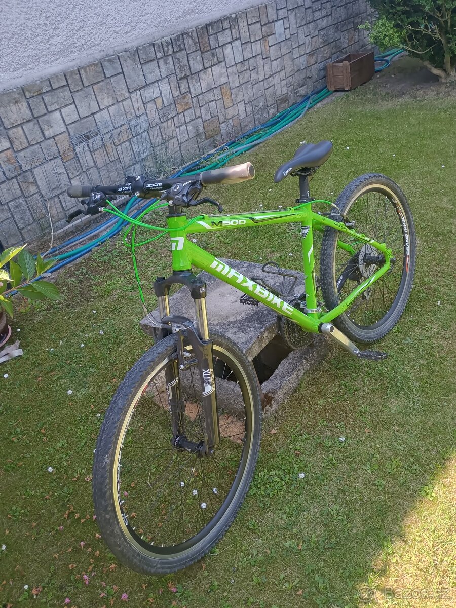 Jízdní kolo značky Maxbike