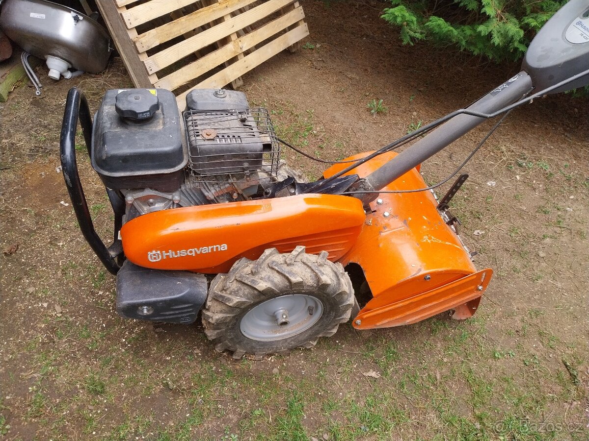 Husqvarna kultivátor