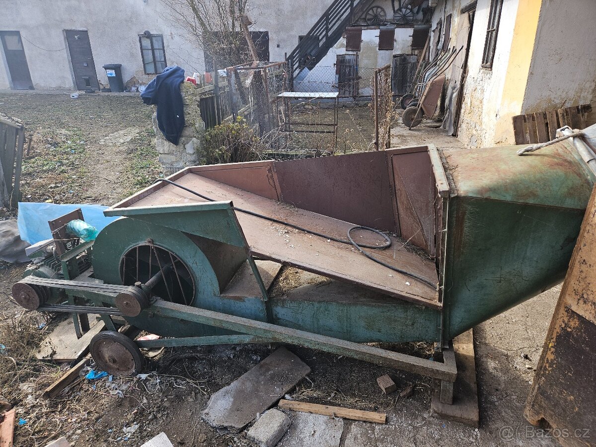 Senomet, fukar na seno a slámu