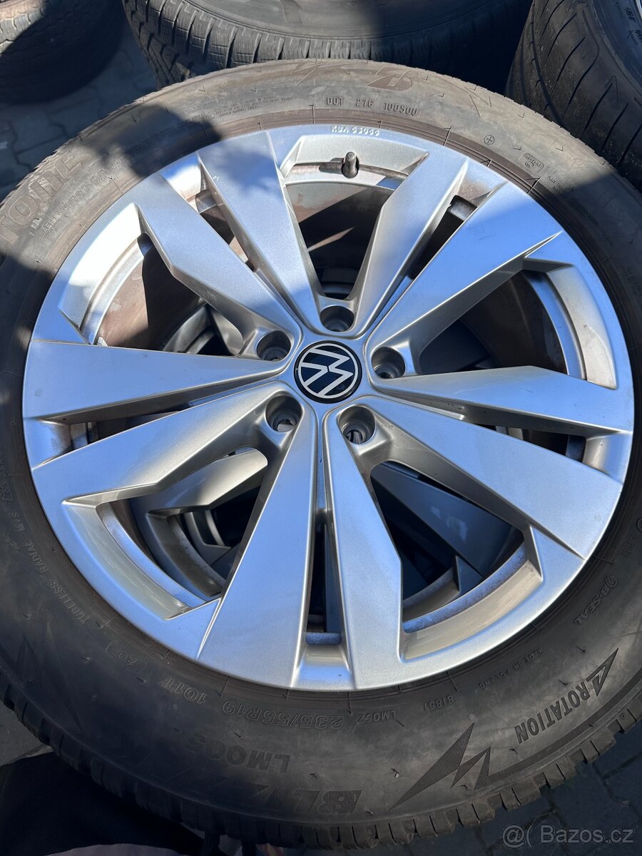 Zimní sada alu kol VW ID4/ID5 R19 s novými pneu