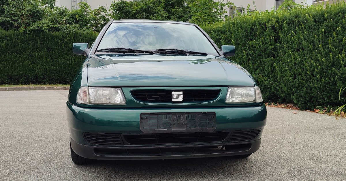Seat Cordoba Vario s obytnou vestavbou/miniCamper - TOP STAV