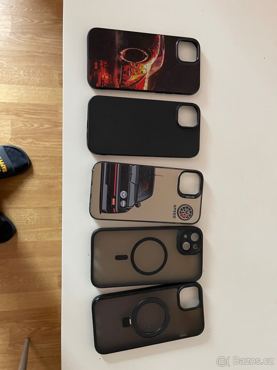 Obaly na iPhone 15