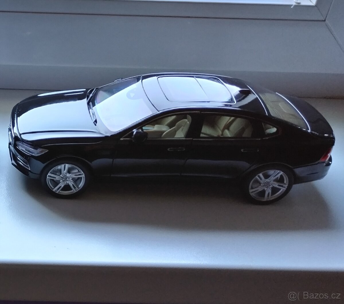 Model auta 1:18