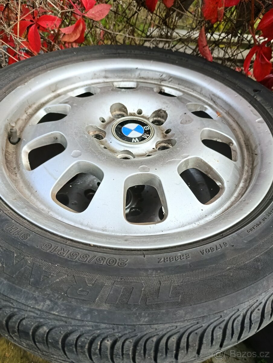 Prodám ALU kola 5x120 r16