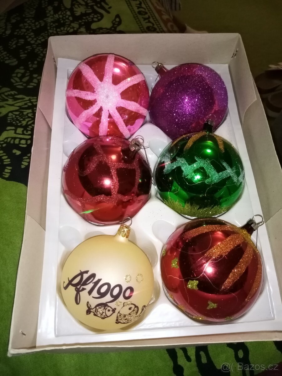vánoční ozdoby baňky Okrasa Čadca