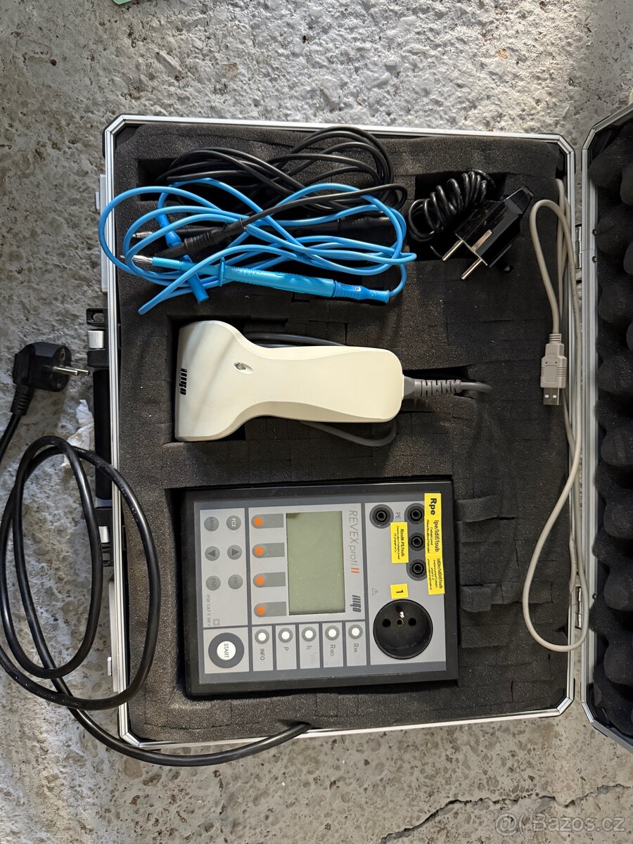 Měřicí přístroj Revex Profi II + sada