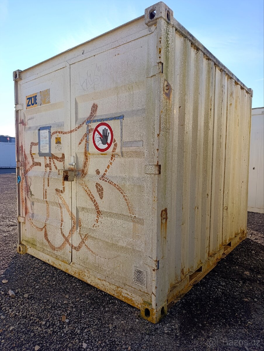 Zateplený skladový kontejner IZZY 3x2,5m (10ft)