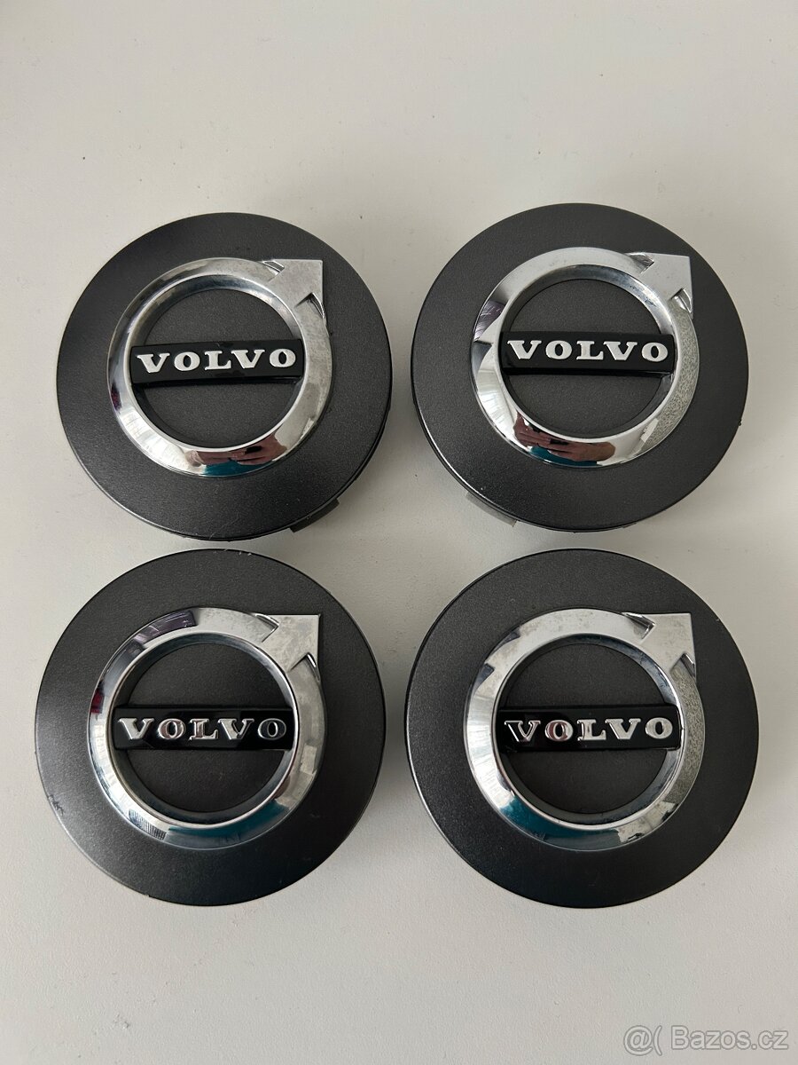 Středové krytky kol Volvo 31400897