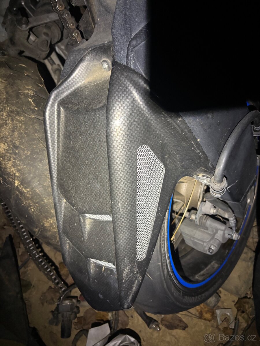 Zadni blatnik na Kawasaki Zx10R Ninja 08-10