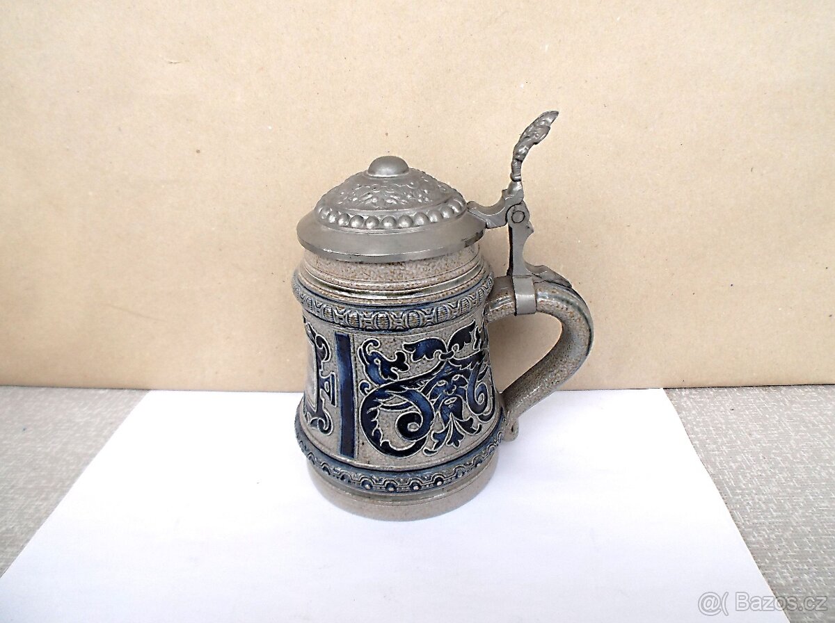 Starož. korbel cínové víko v-16cm nepoškozený