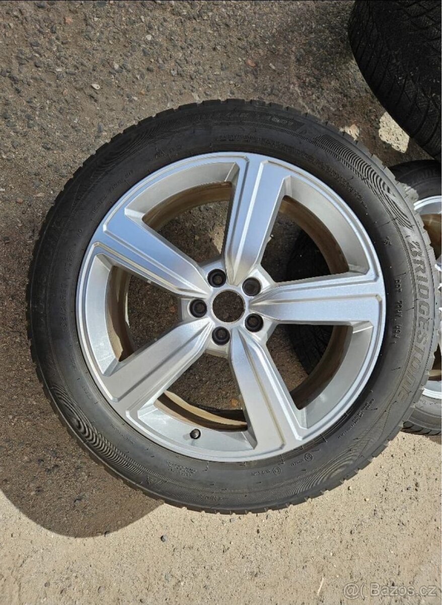 Zimní ALU kola R20 originál Audi Q8 e-tron