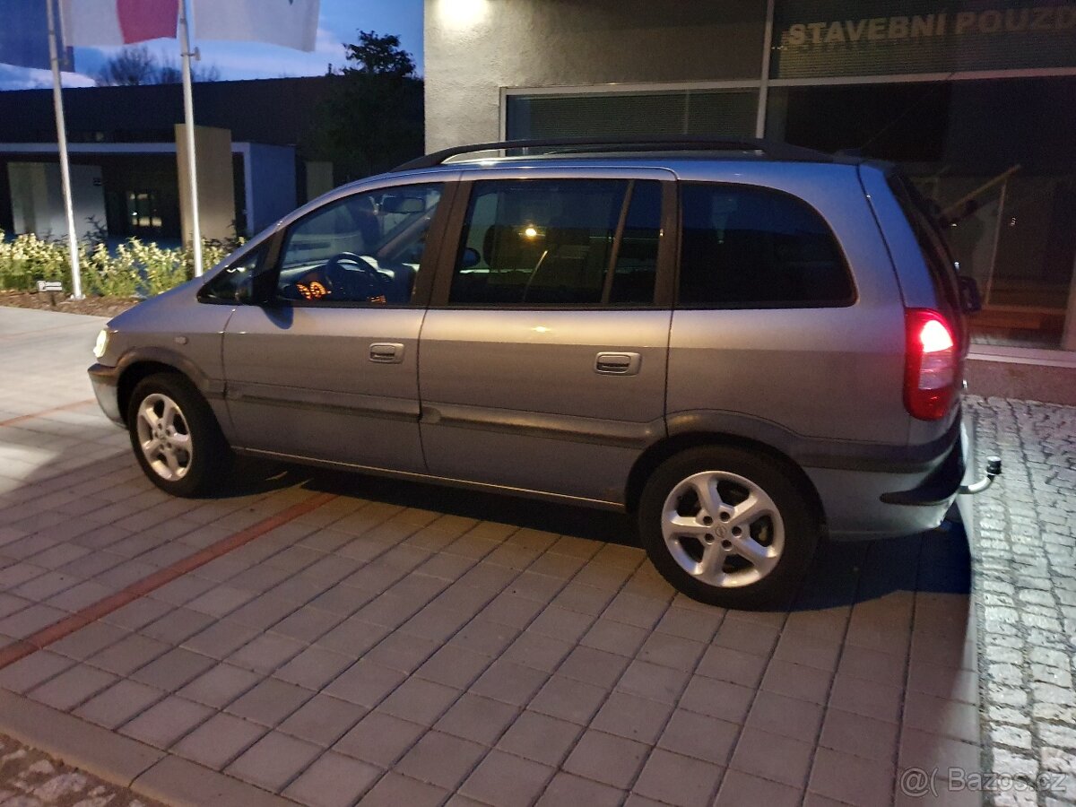 Opel Zafira 1.8 + LPG max výbava