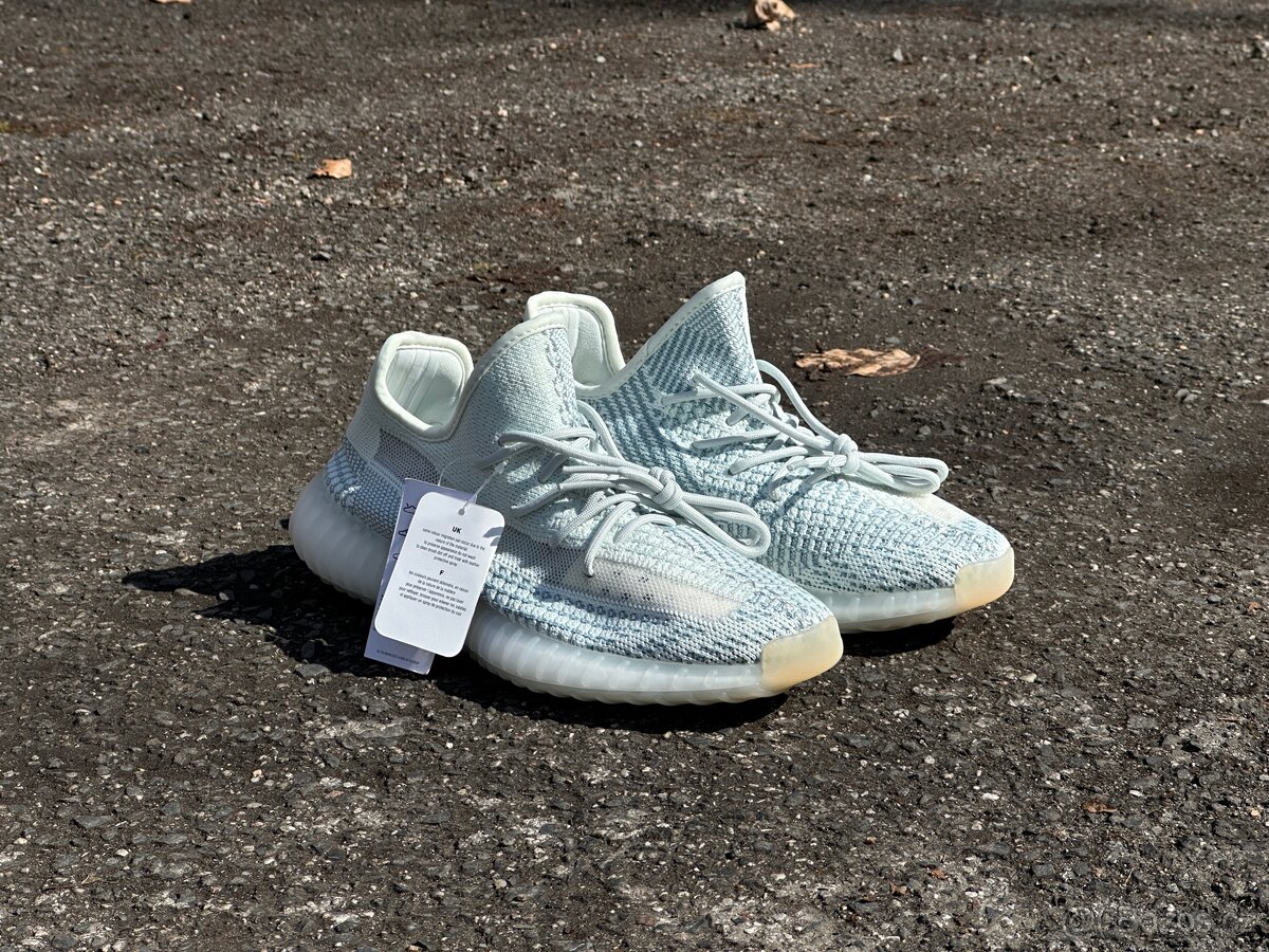 Yeezy Boost 350 V2 'Cloud White