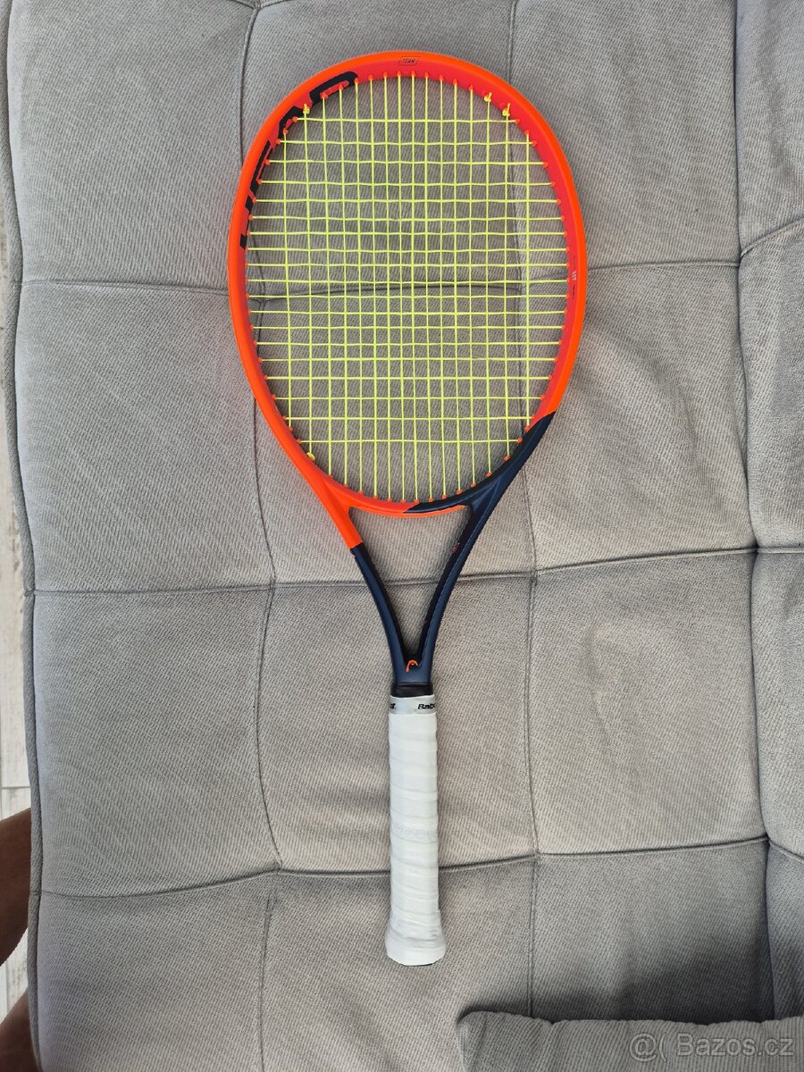 Tenisová raketa Head Radical Team