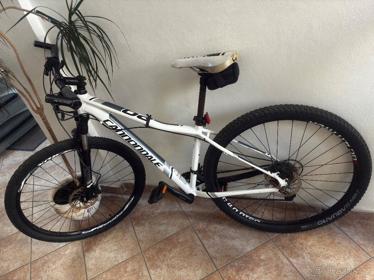 Dámské kolo Cannondale