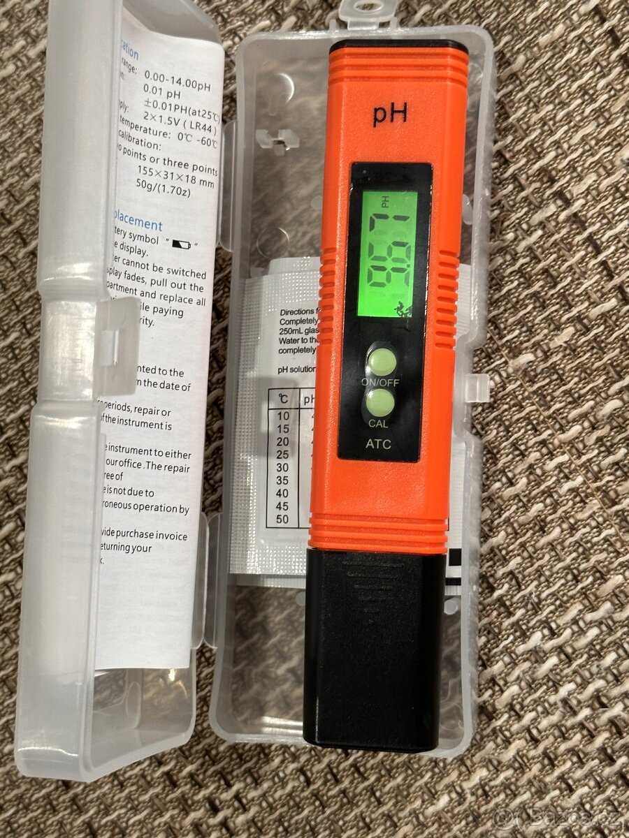 digitální pH tester pro bazény