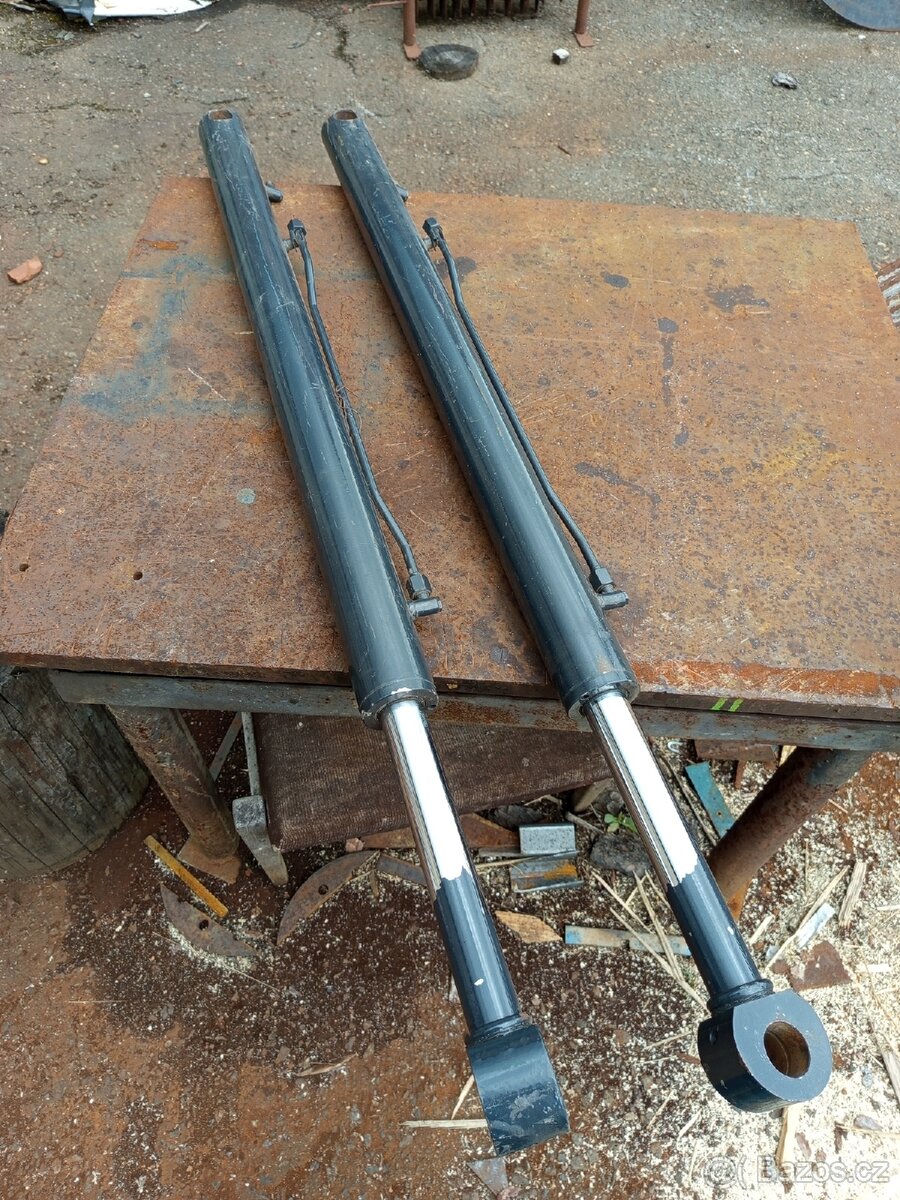 Hydraulické pístnice Bobcat