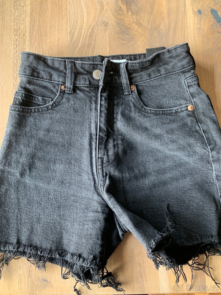 Divci kratasy HM vel.32