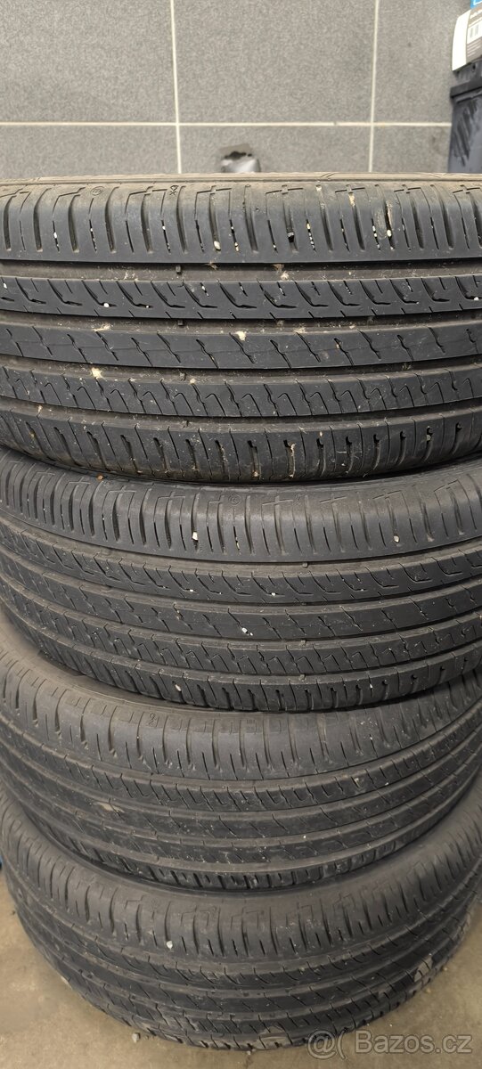 Bravuris 5 205/55 R 16 94V XL