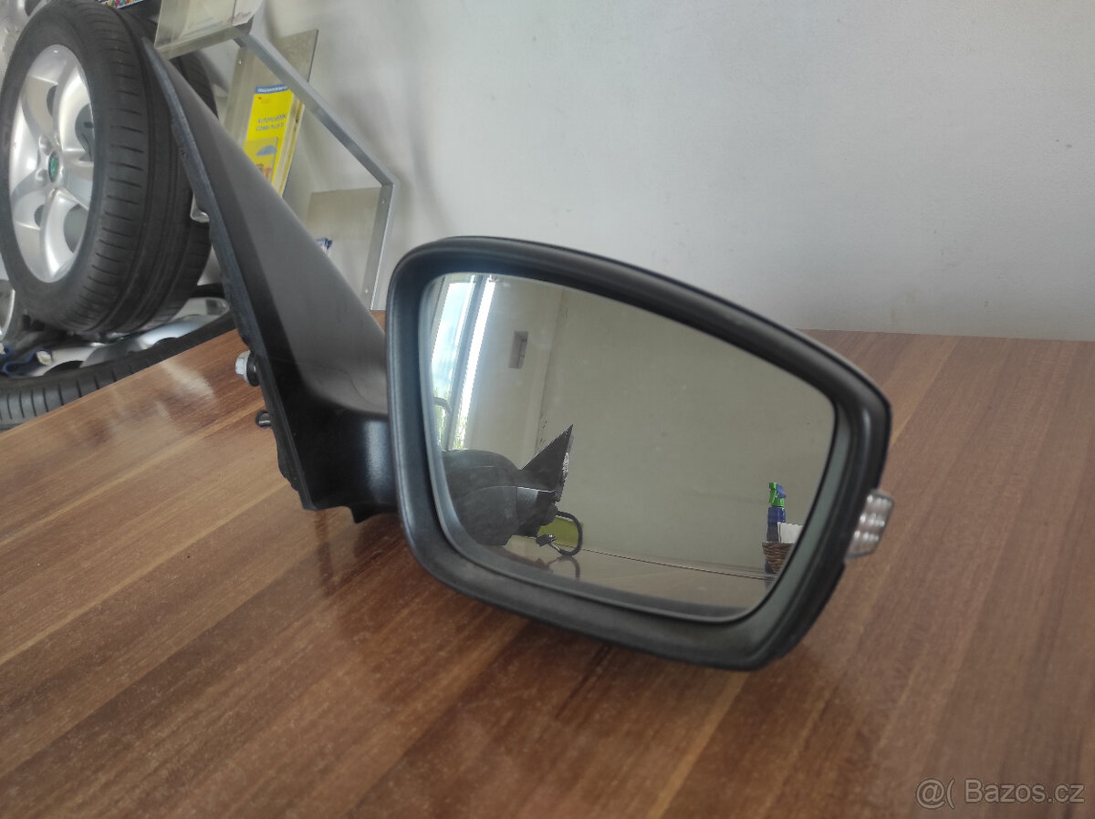 Zrcátko Fabia 3 pravé