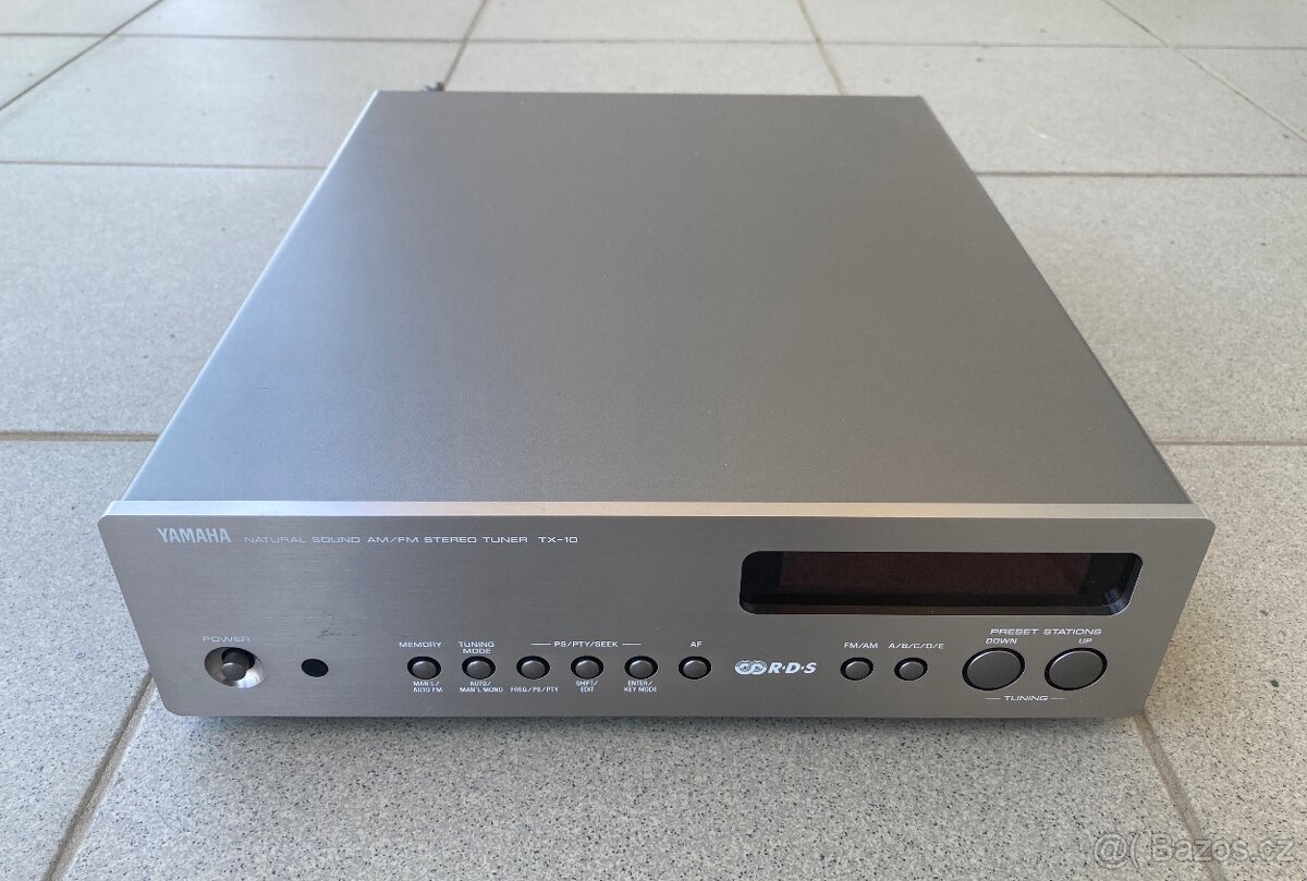Audio tuner YAMAHA TX-10 RDS