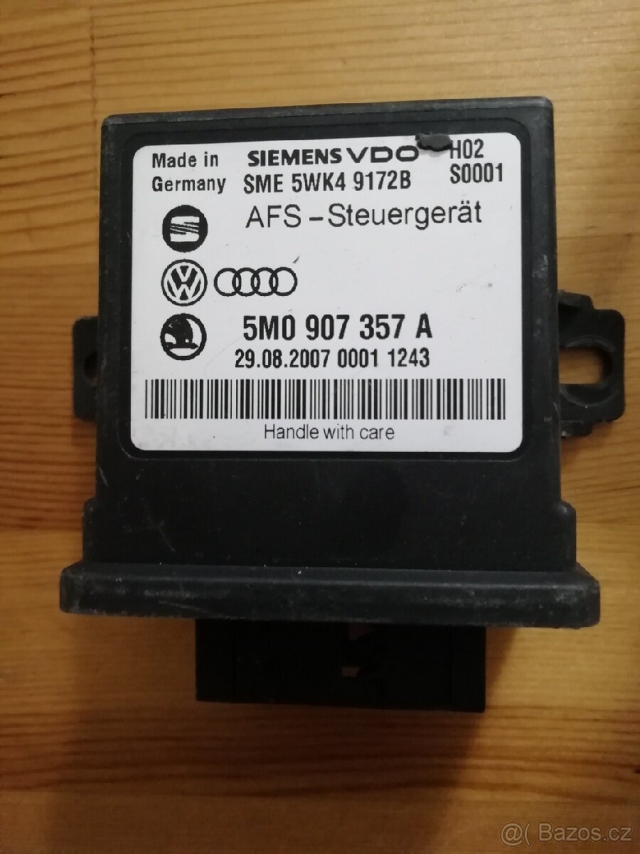 Řídící jednotka světel VW Passat B6 3C