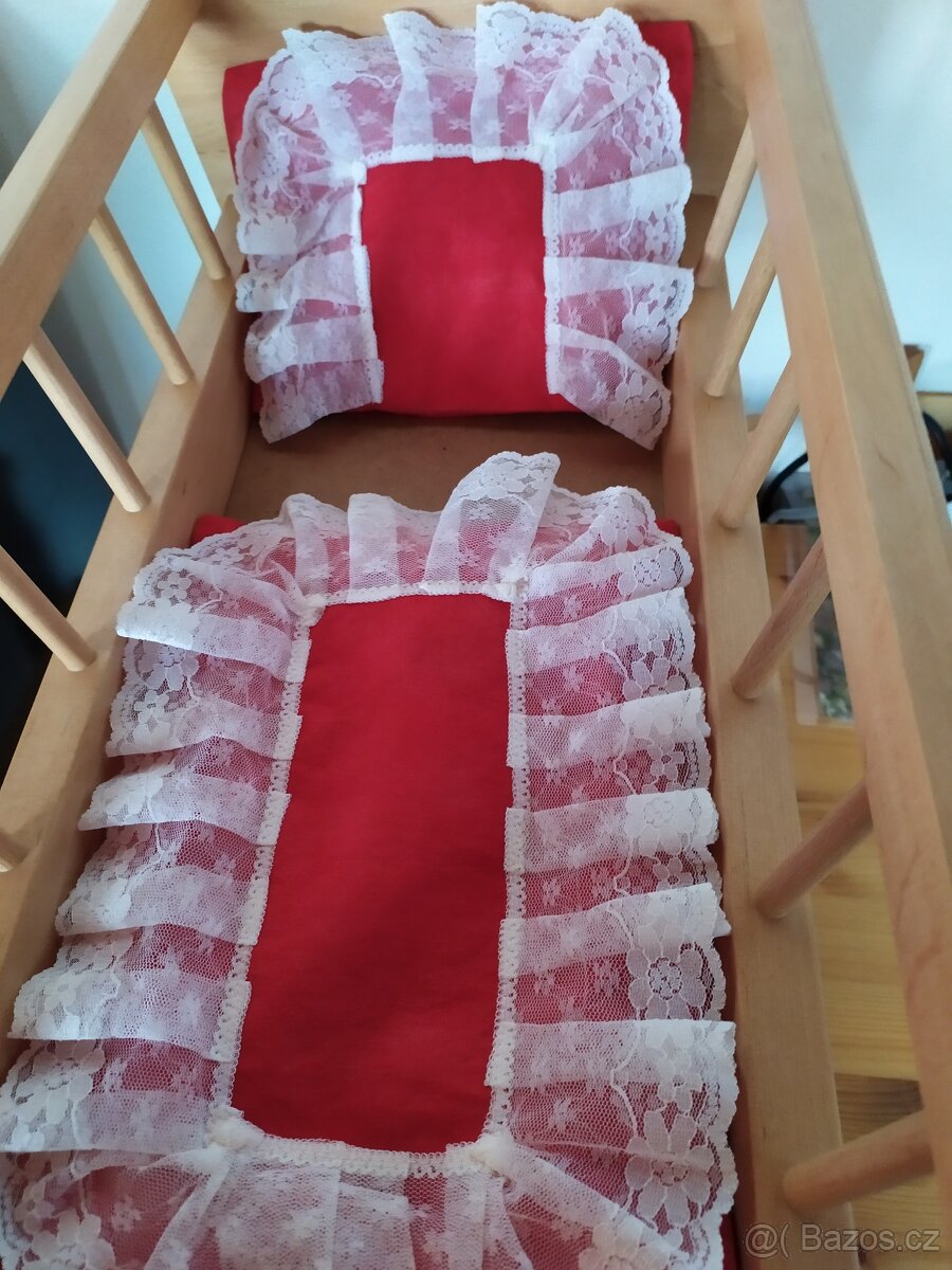Prodám kolébku pro panenku.