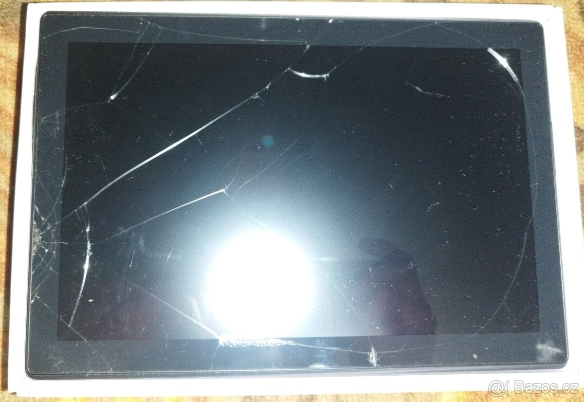 Lenovo TAB4 10